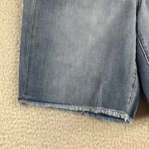 NWT Seven7 Womens Blue Denim Fray Hem Sunset Bermuda Shorts Size 14 - Picture 6 of 13